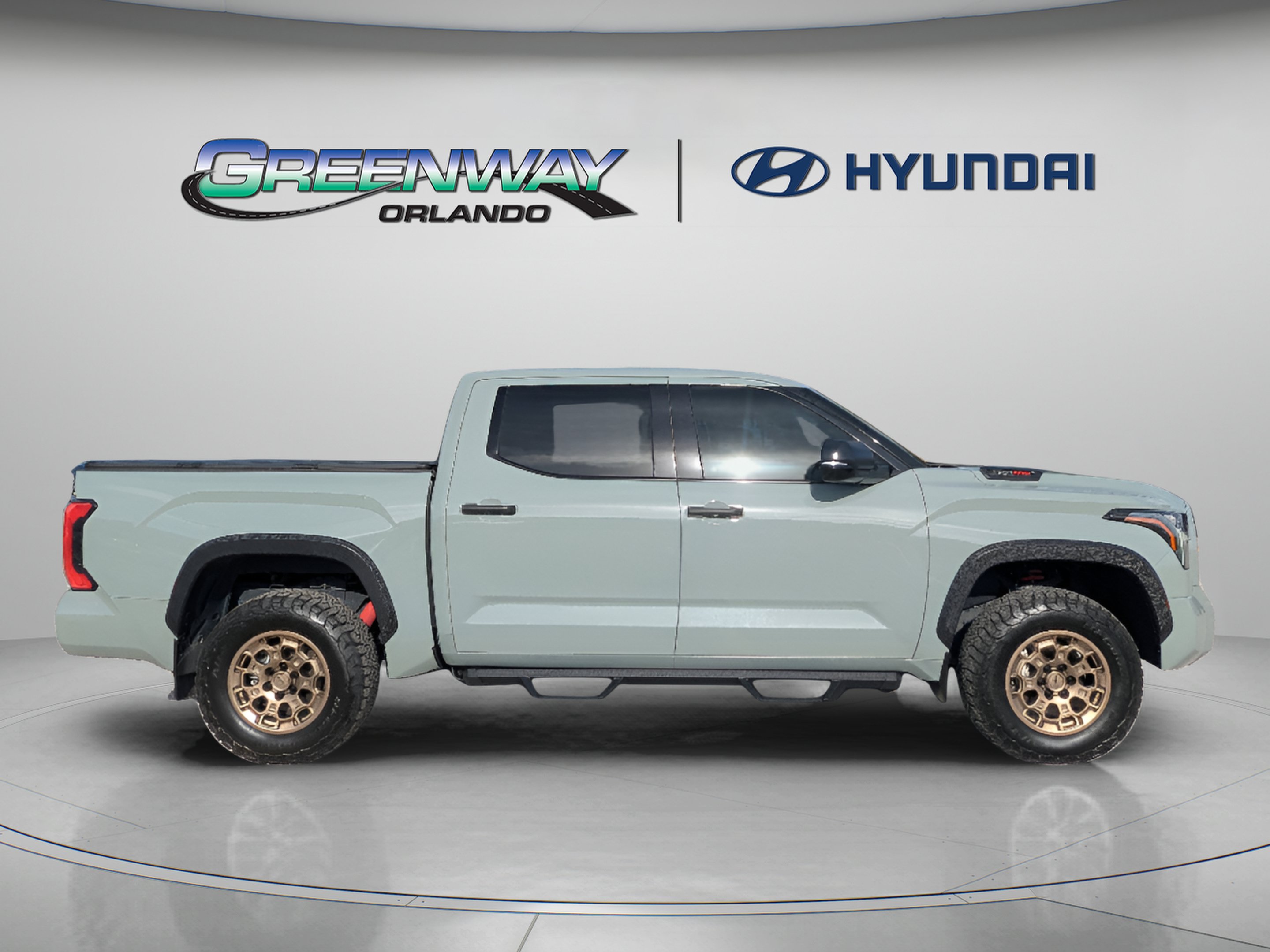 Used 2022 Toyota Tundra TRD Pro AWD/4WD image 9