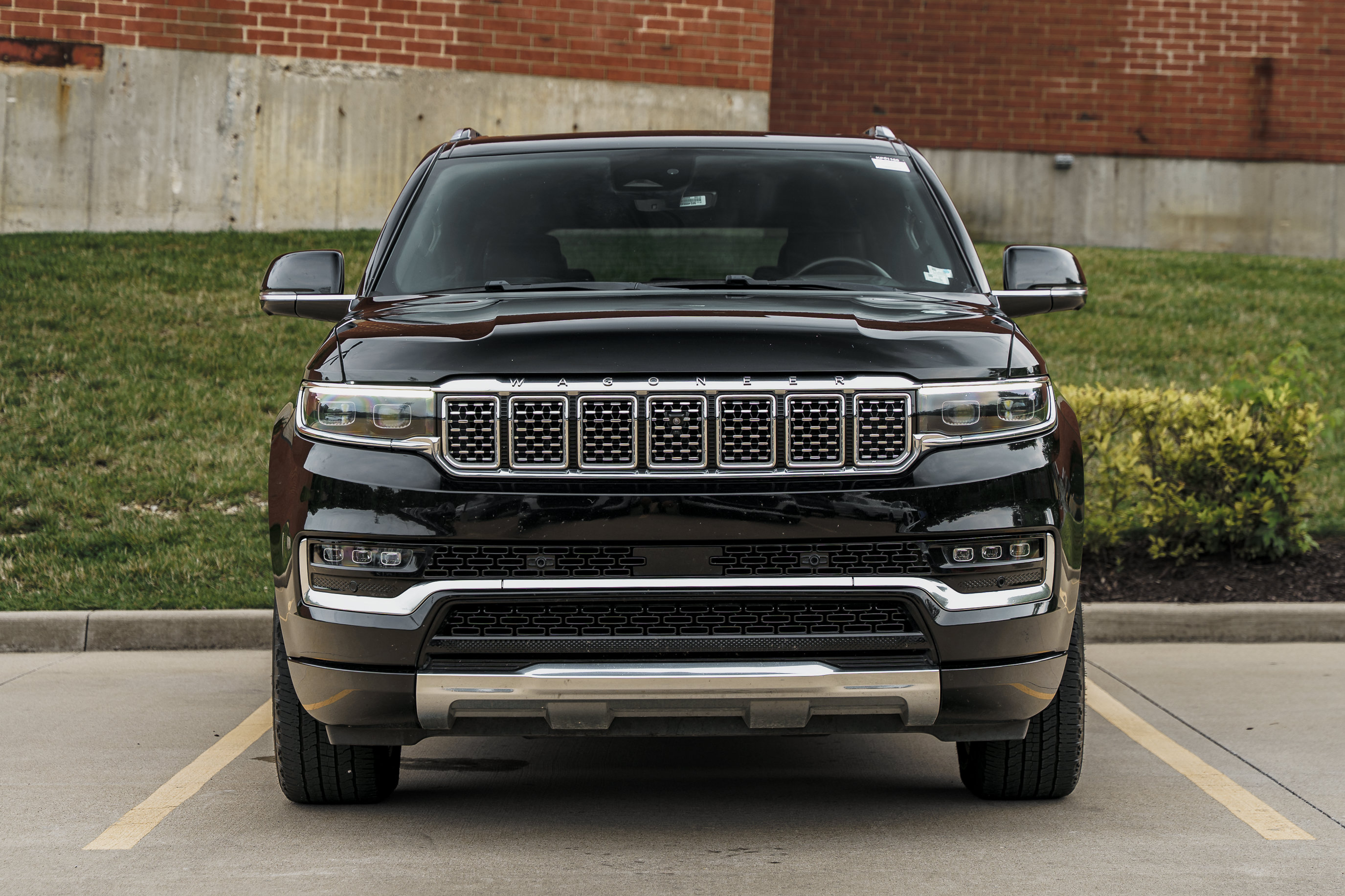 Used 2024 Jeep Grand Wagoneer L 4WD image 30