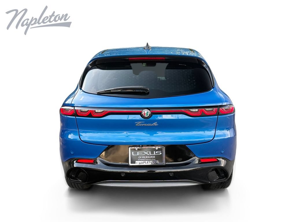 Used 2024 Alfa Romeo Tonale Ti AWD/4WD image 4
