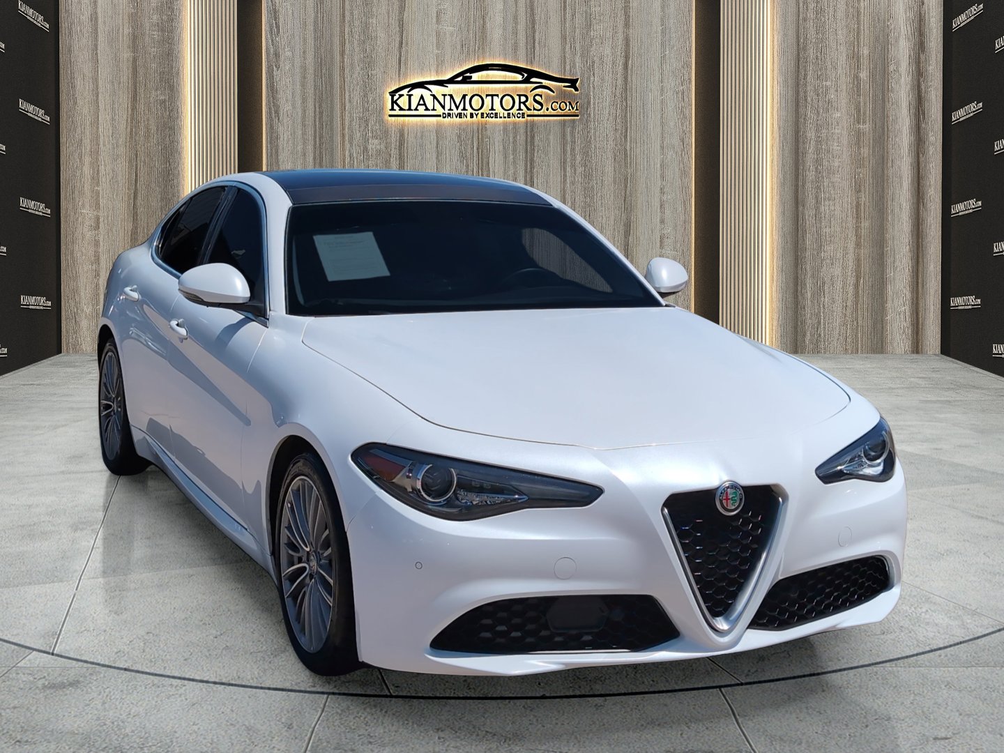Used 2017 Alfa Romeo Giulia Ti w/ TI Lusso Package image 1