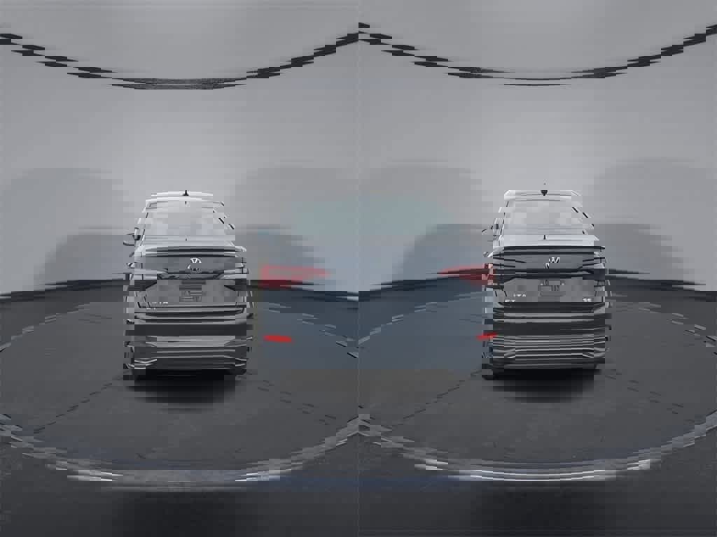 Used 2023 Volkswagen Jetta SE image 7