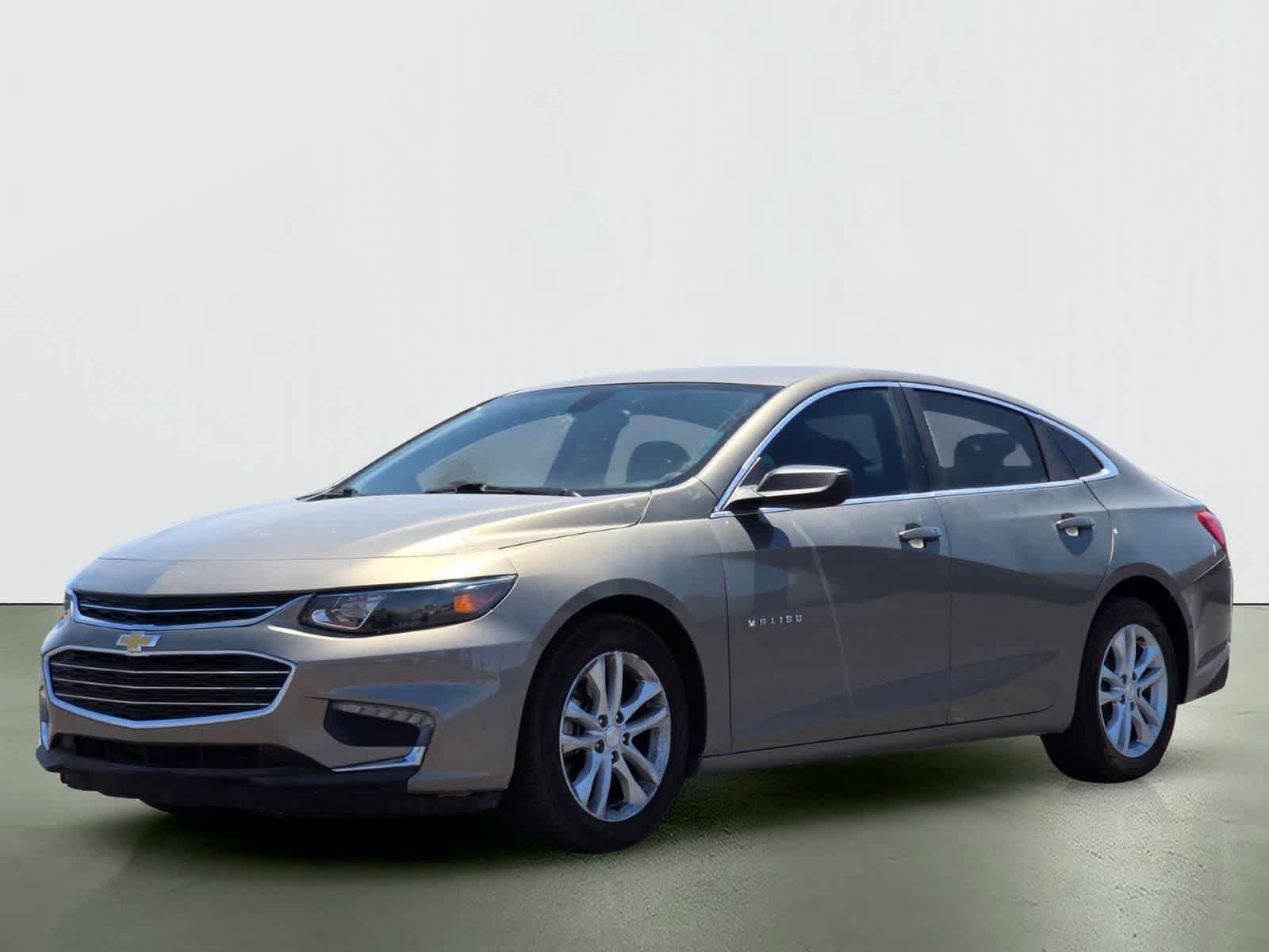 Used 2018 Chevrolet Malibu LT FWD video 2