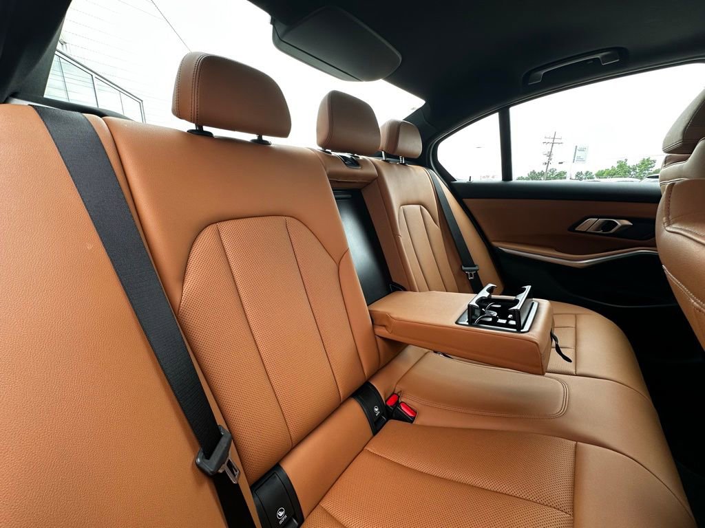 Used 2022 BMW 330i Sedan w/ Premium Package 2 image 28