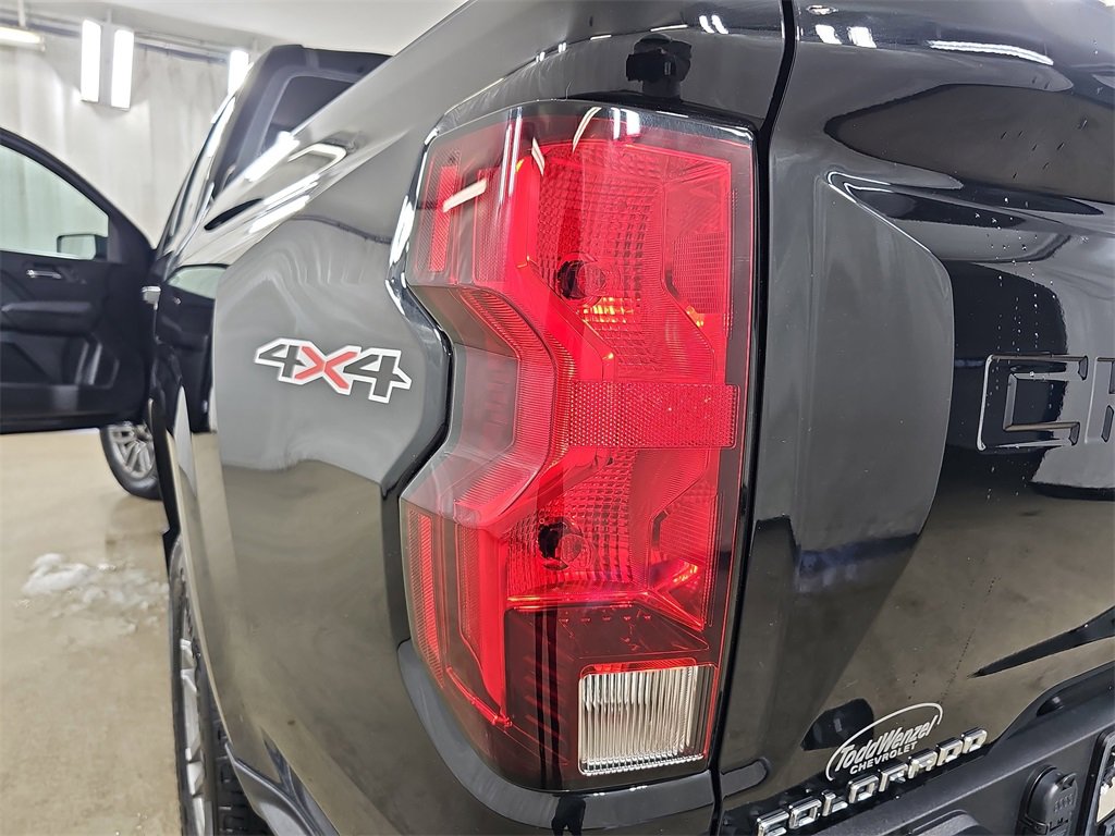 Certified 2023 Chevrolet Colorado LT w/ LT Convenience Package II image 41