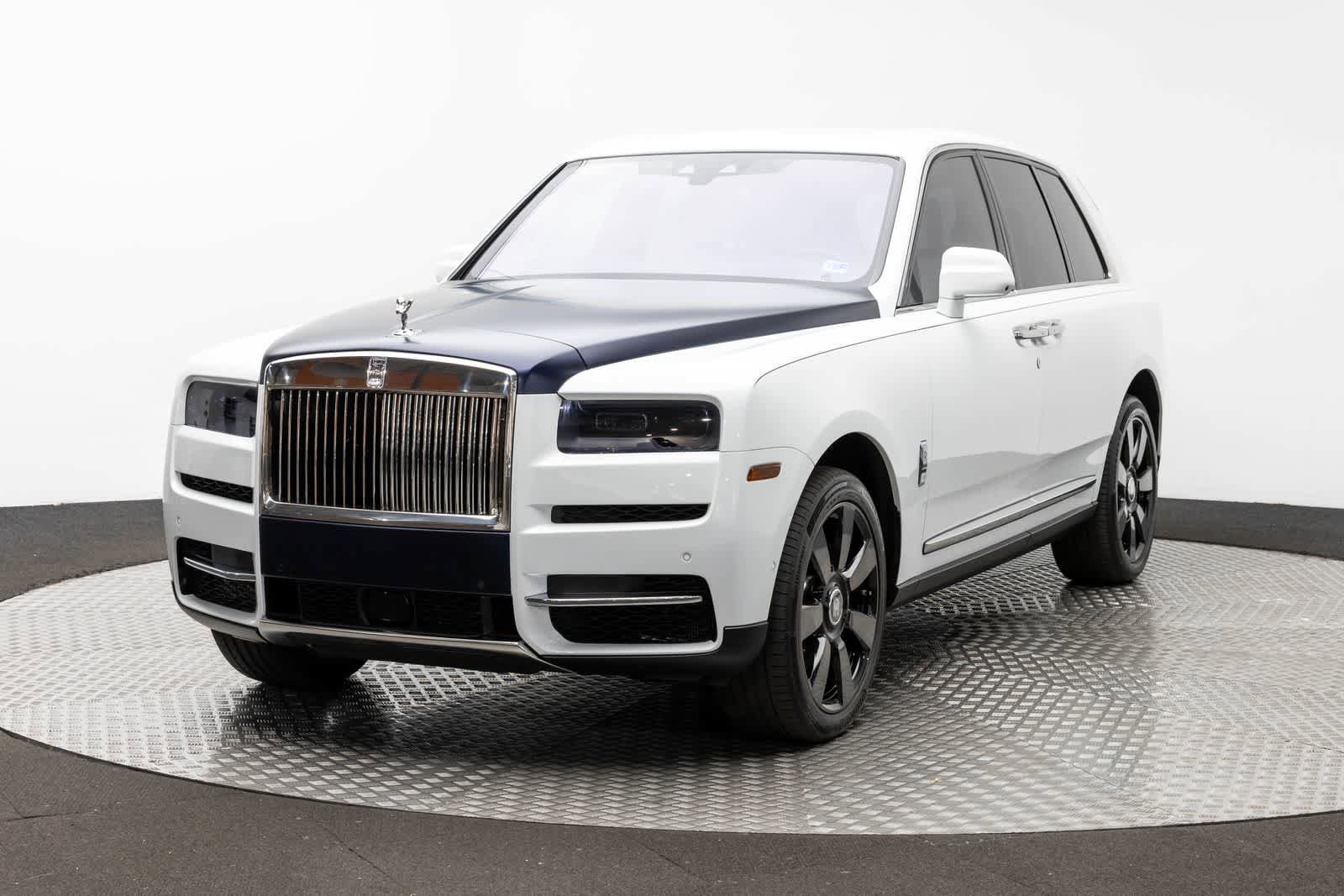 Used 2023 Rolls-Royce Cullinan w/ Cullinan Package image 1