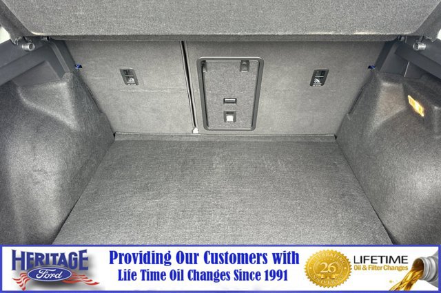 Used 2022 Volkswagen Taos SE image 15