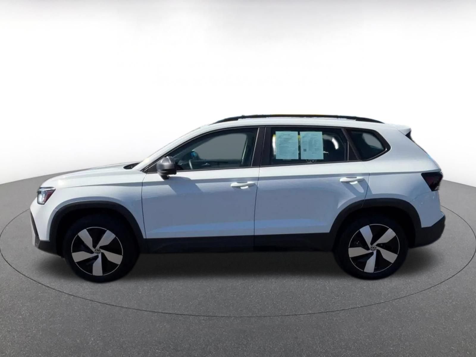 Used 2026 Volkswagen Taos S AWD/4WD image 9