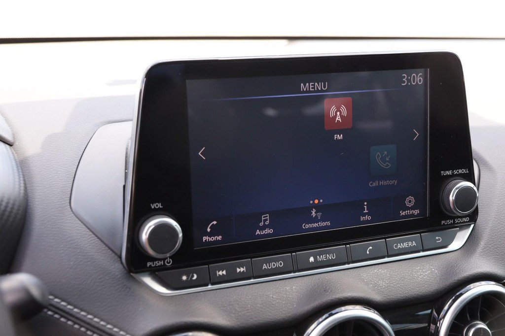 Used 2020 Nissan Sentra SV FWD image 17
