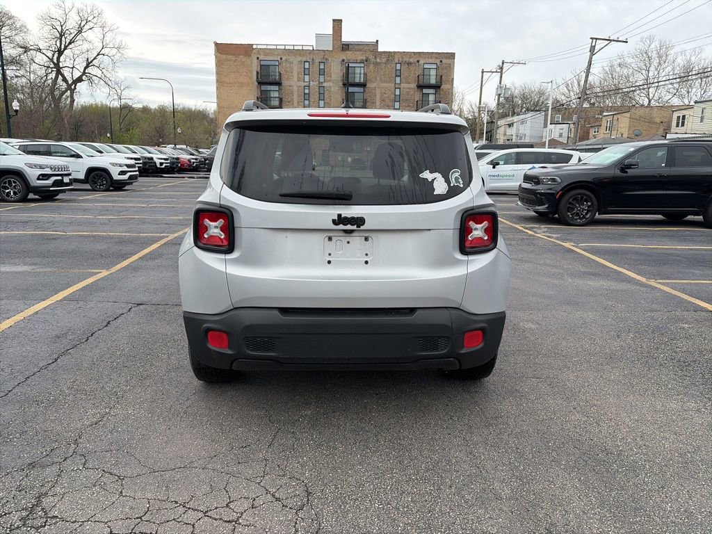 Certified 2017 Jeep Renegade Altitude image 4