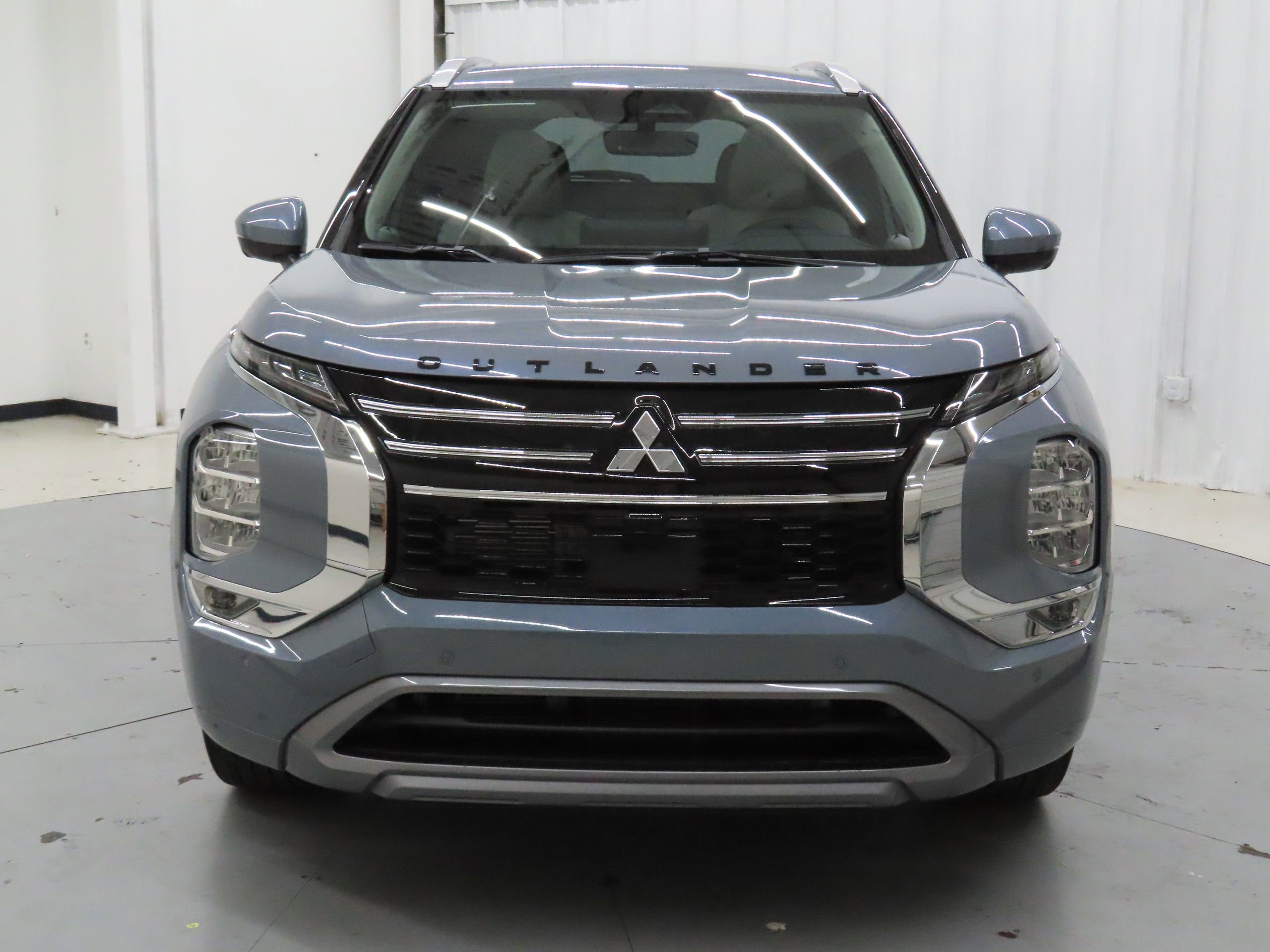 New 2026 Mitsubishi Outlander SEL image 8