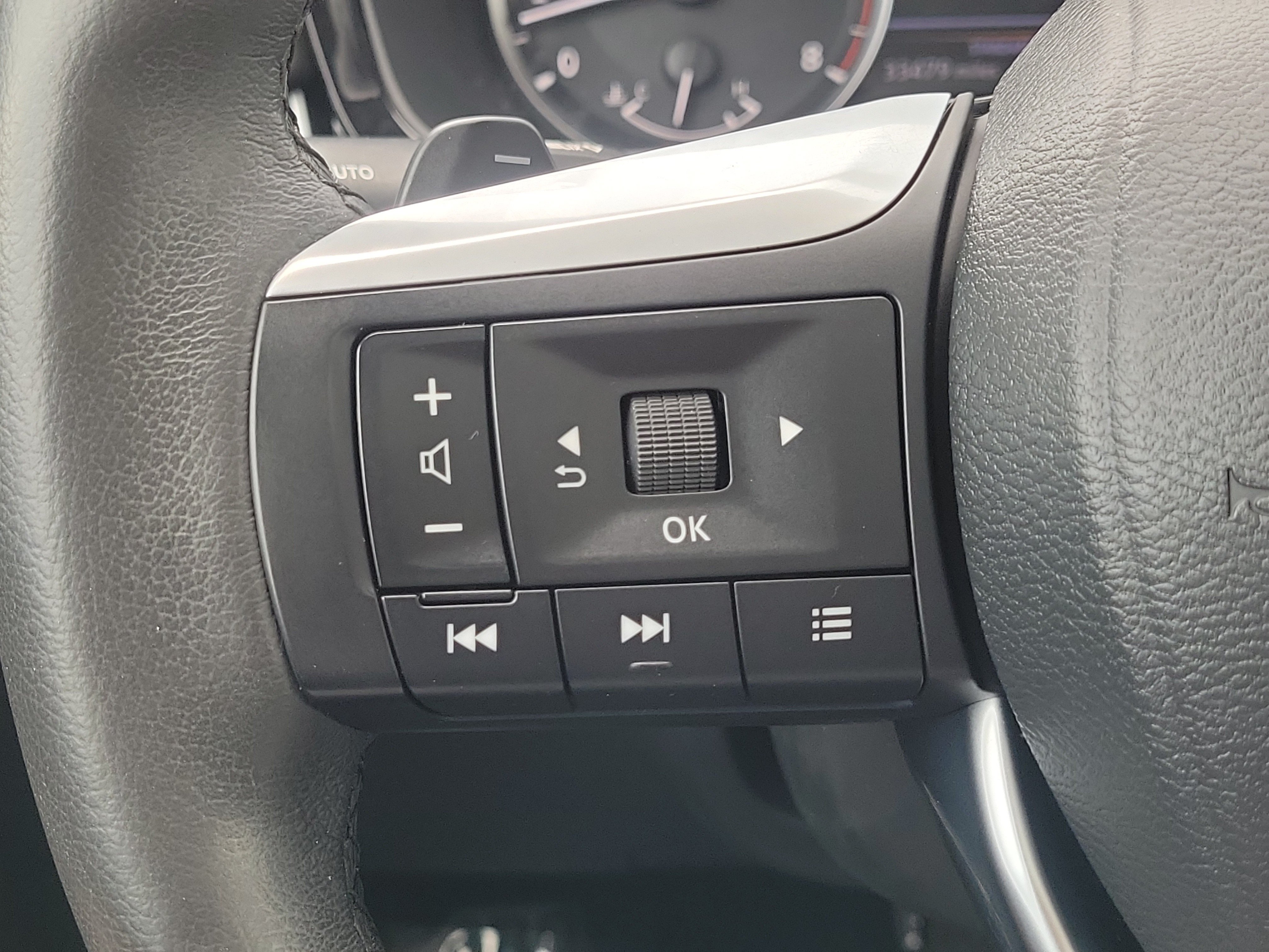 Used 2024 INFINITI QX60 Pure FWD image 23