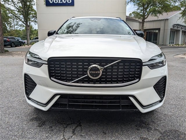 New 2025 Volvo XC60 B5 Plus w/ Protection Package Premier image 9