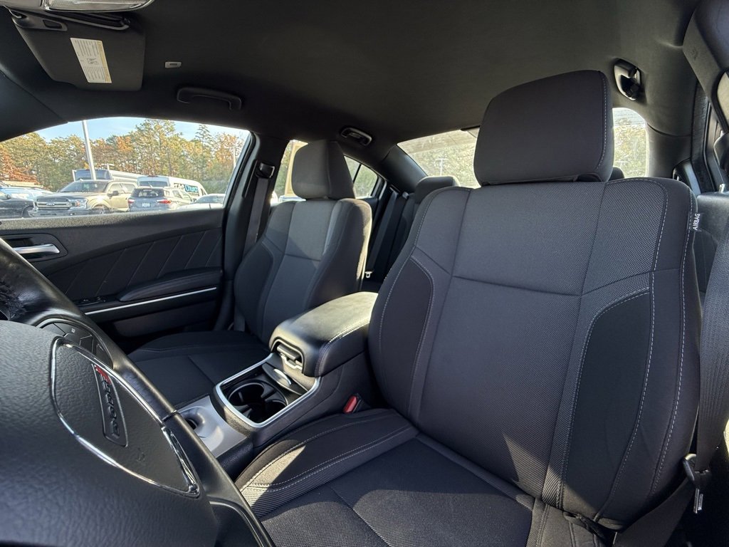 Used 2022 Dodge Charger SXT image 22