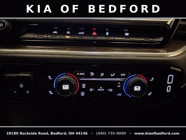 Used 2025 Chevrolet Silverado 1500 LT AWD/4WD image 23