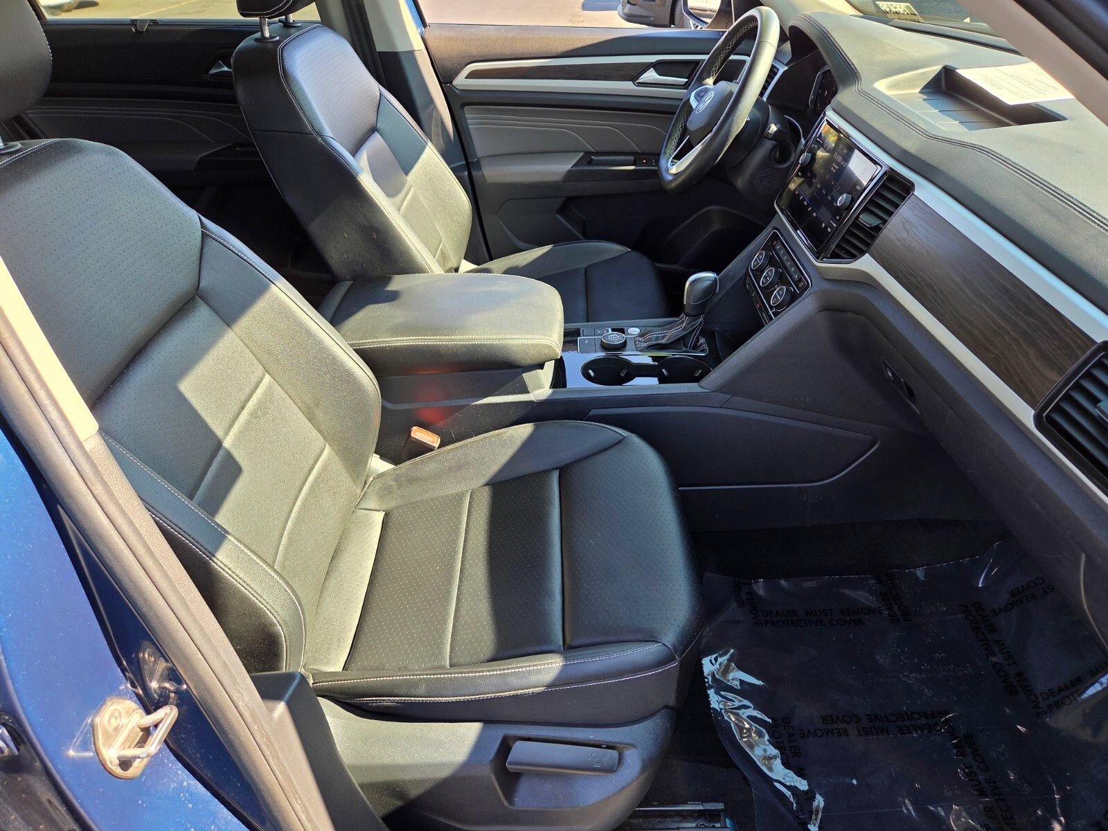 Used 2022 Volkswagen Atlas SE w/ Panoramic Sunroof Package AWD/4WD image 17