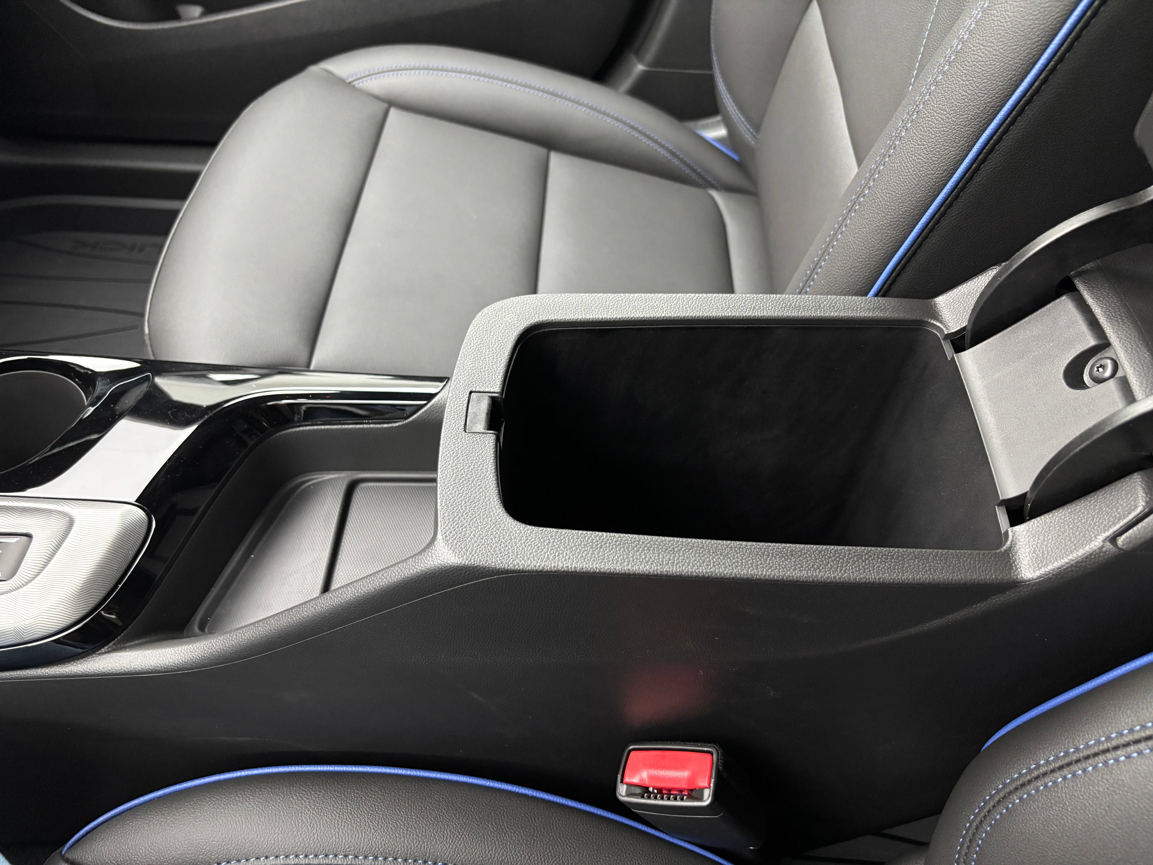 New 2026 Buick Envista Sport Touring w/ Convenience I Package FWD image 29