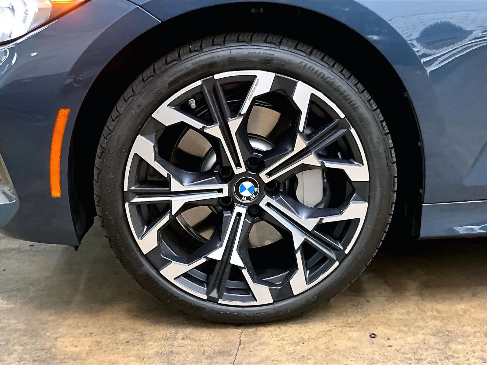 Used 2026 BMW 330i Sedan w/ Convenience Package RWD image 12