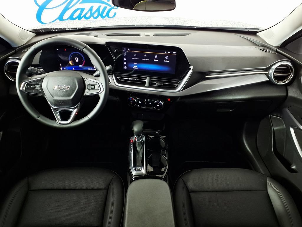 Used 2025 Chevrolet Trax ACTIV w/ Driver Confidence Package FWD image 13