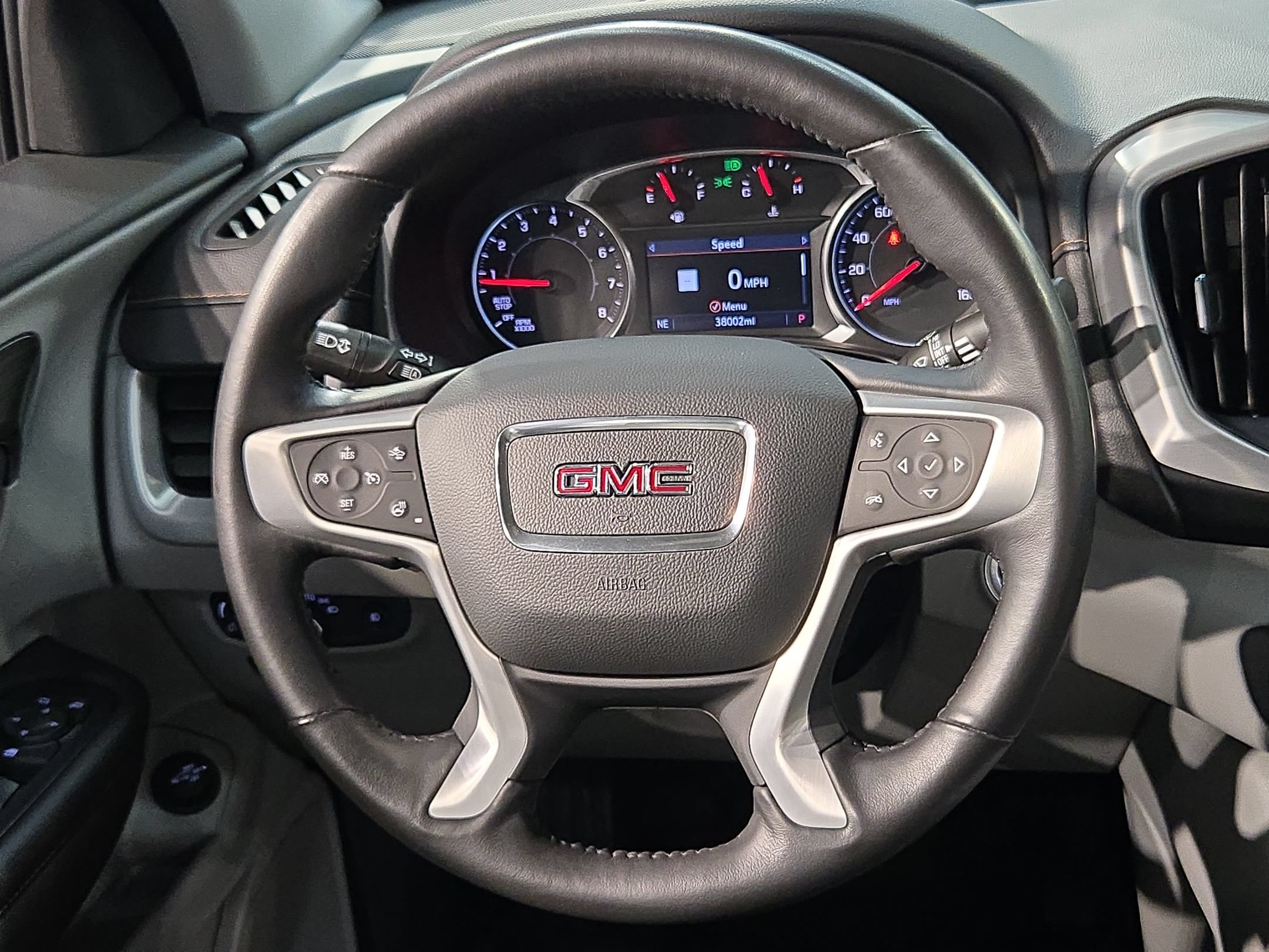 Used 2020 GMC Terrain SLT w/ Preferred Package FWD image 26