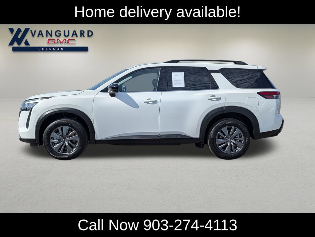 Used 2026 Nissan Pathfinder SV FWD image 4