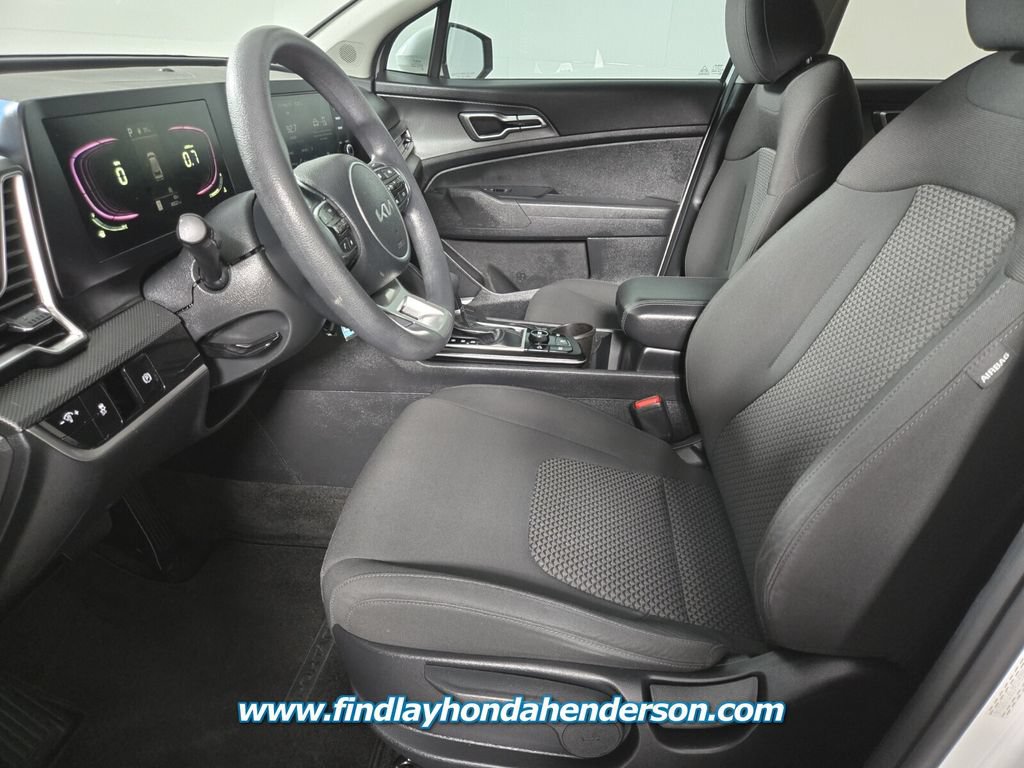 Used 2023 Kia Sportage LX FWD image 14