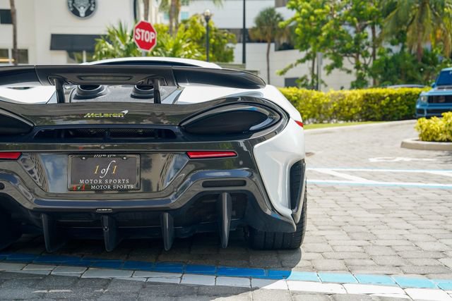 Used 2019 McLaren 600LT RWD image 25