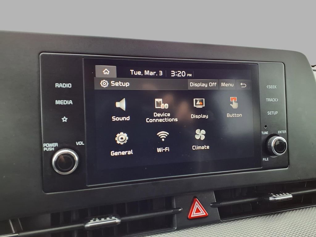 Used 2025 Kia Sportage LX image 7