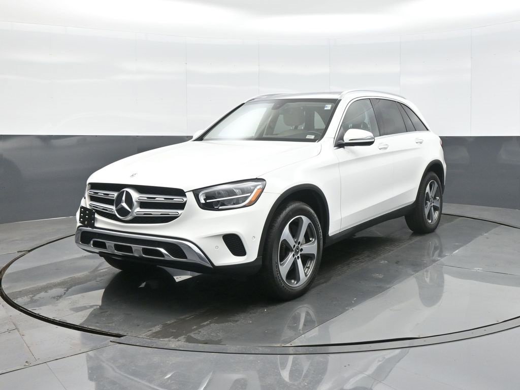 Used 2021 Mercedes-Benz GLC 300 4MATIC image 3
