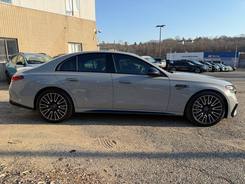 Used 2026 Mercedes-Benz E 53 AMG e 4MATIC Sedan image 9