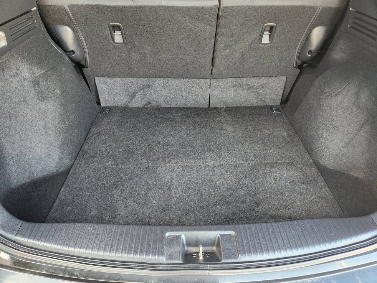 Used 2019 Honda HR-V Sport image 30