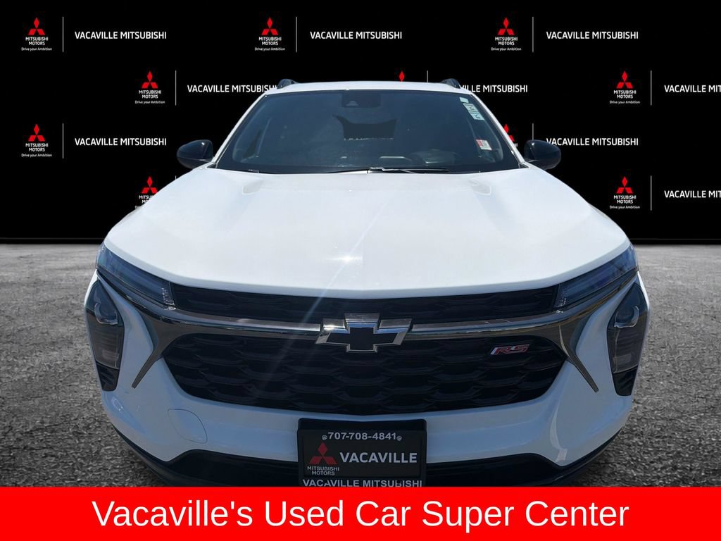 Used 2025 Chevrolet Trax RS w/ Sunroof Package FWD image 8