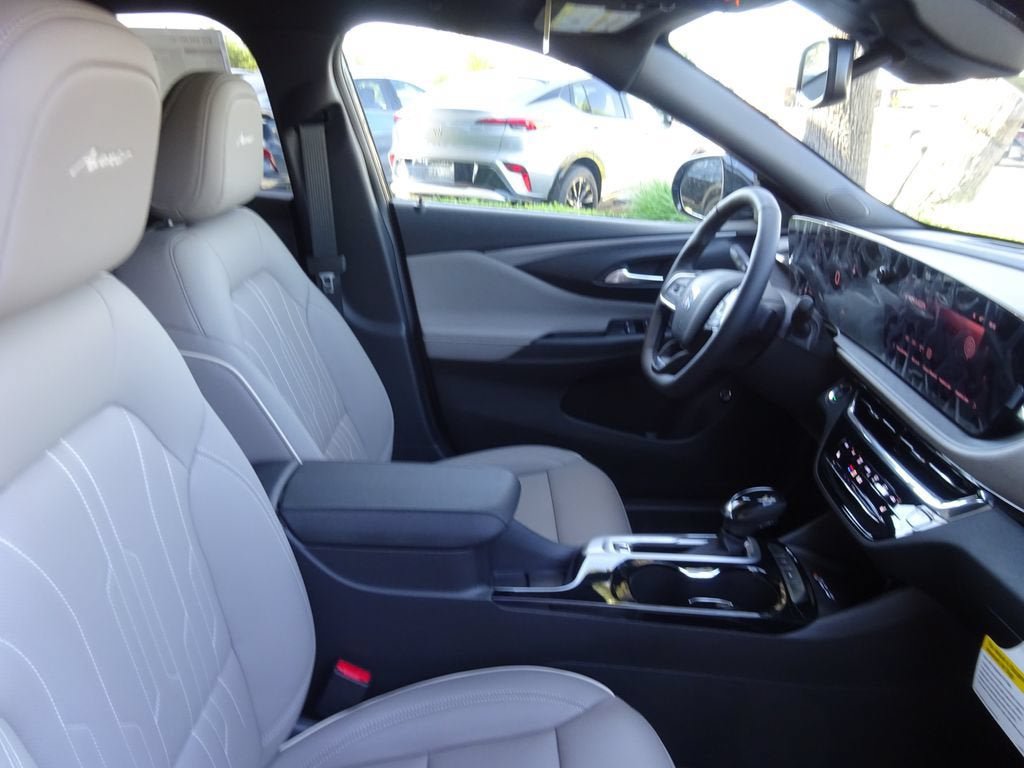 New 2026 Buick Envista Avenir FWD image 15