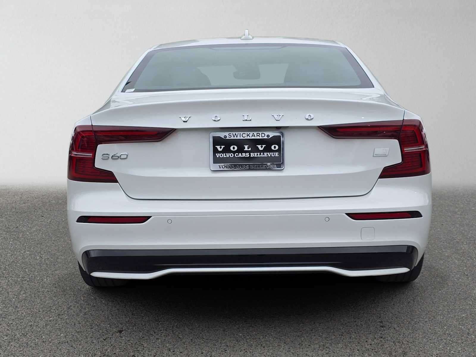 Certified 2023 Volvo S60 T8 Ultimate w/ Climate Package AWD/4WD image 5