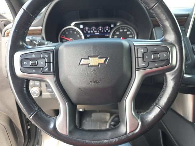 Used 2021 Chevrolet Tahoe Premier w/ Premium Package AWD/4WD image 4