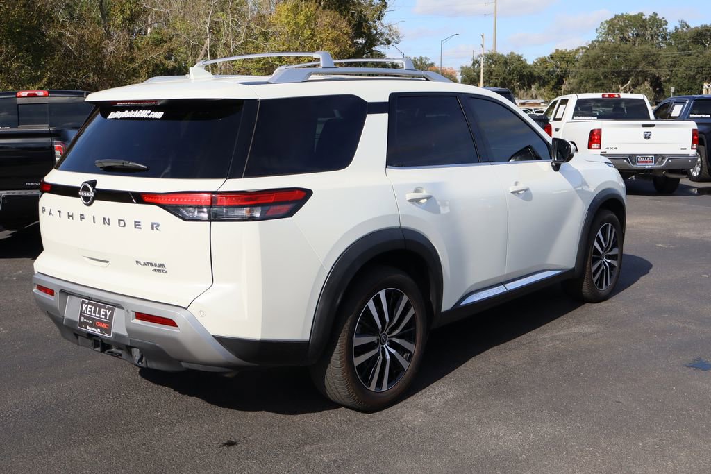Used 2023 Nissan Pathfinder Platinum image 8