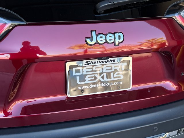 Used 2021 Jeep Cherokee Limited w/ Elite Package AWD/4WD image 17