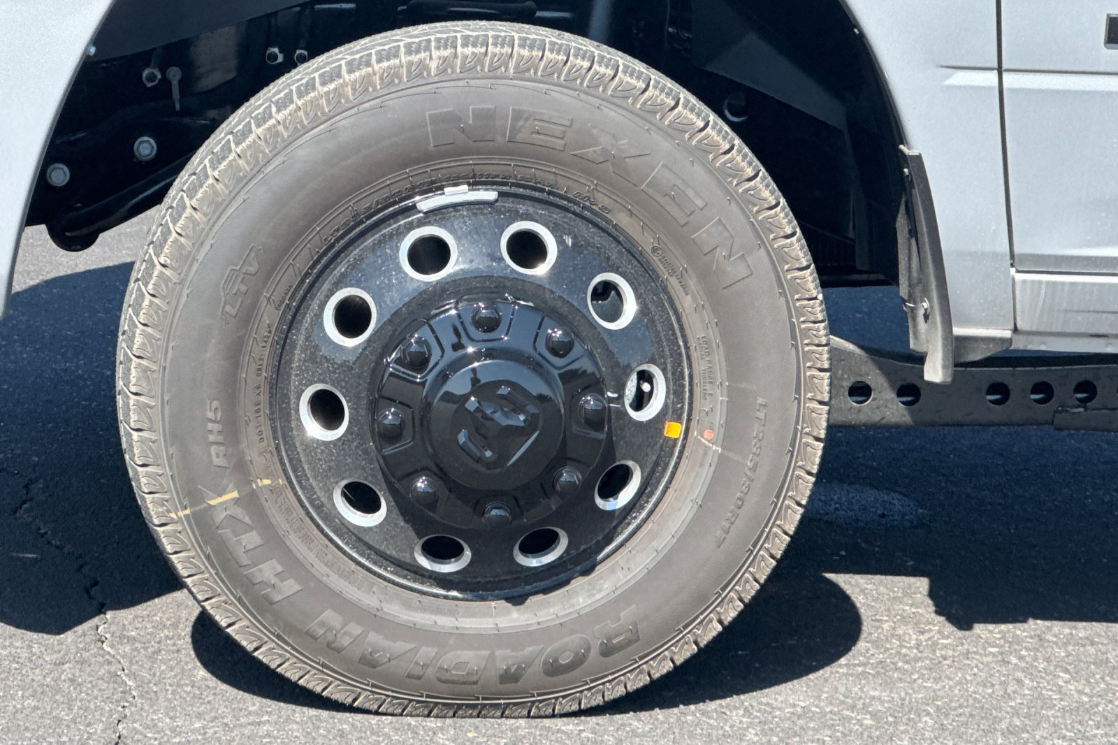New 2027 RAM 3500 Laramie w/ Night Edition AWD/4WD image 24