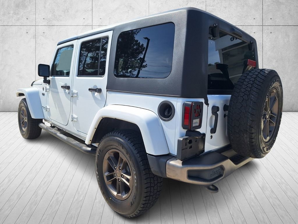 Used 2016 Jeep Wrangler Unlimited Sahara image 3