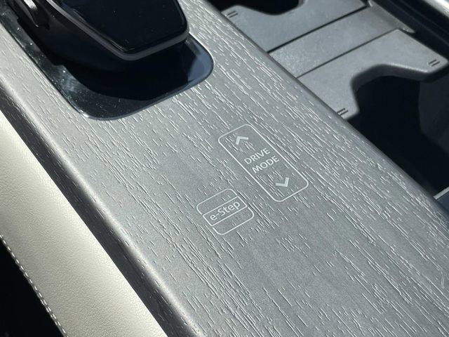 Certified 2024 Nissan Ariya AWD image 22