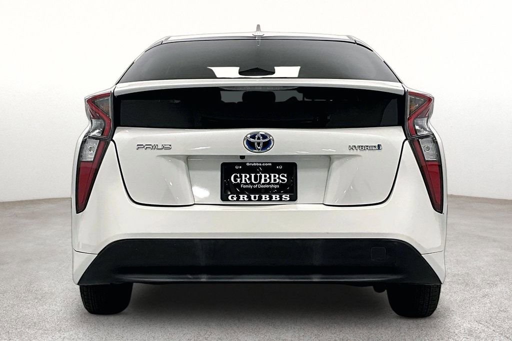 Used 2018 Toyota Prius One FWD image 6
