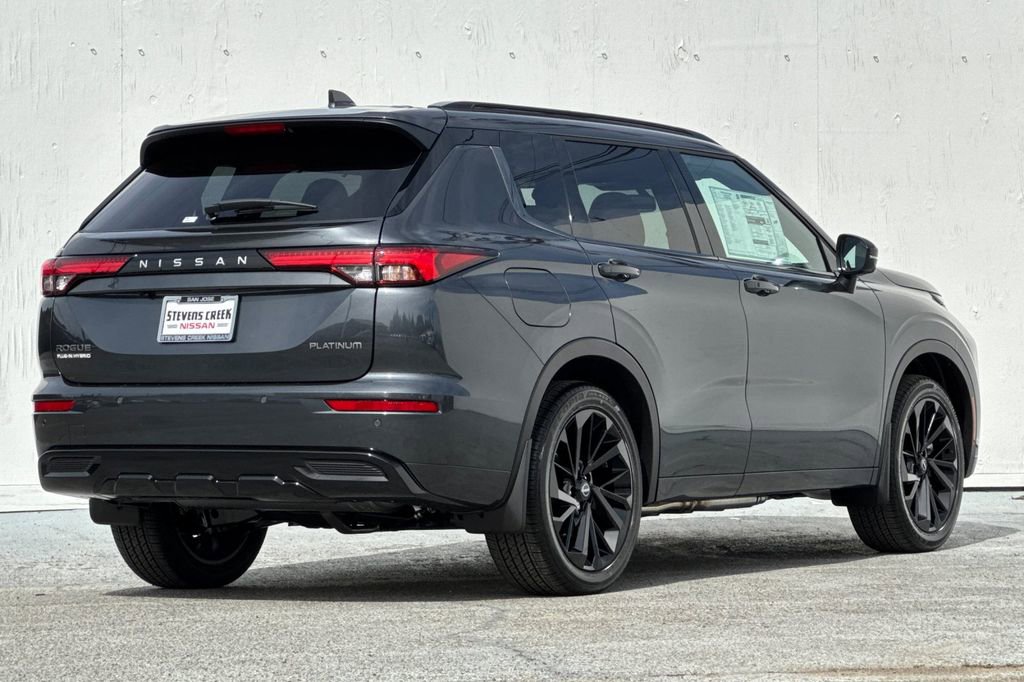 New 2026 Nissan Rogue Platinum image 4