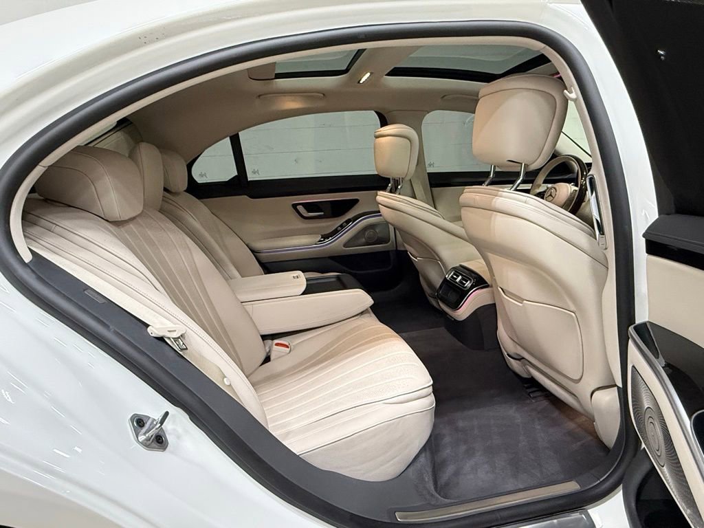 Used 2023 Mercedes-Benz S 500 4MATIC w/ AMG Line image 44