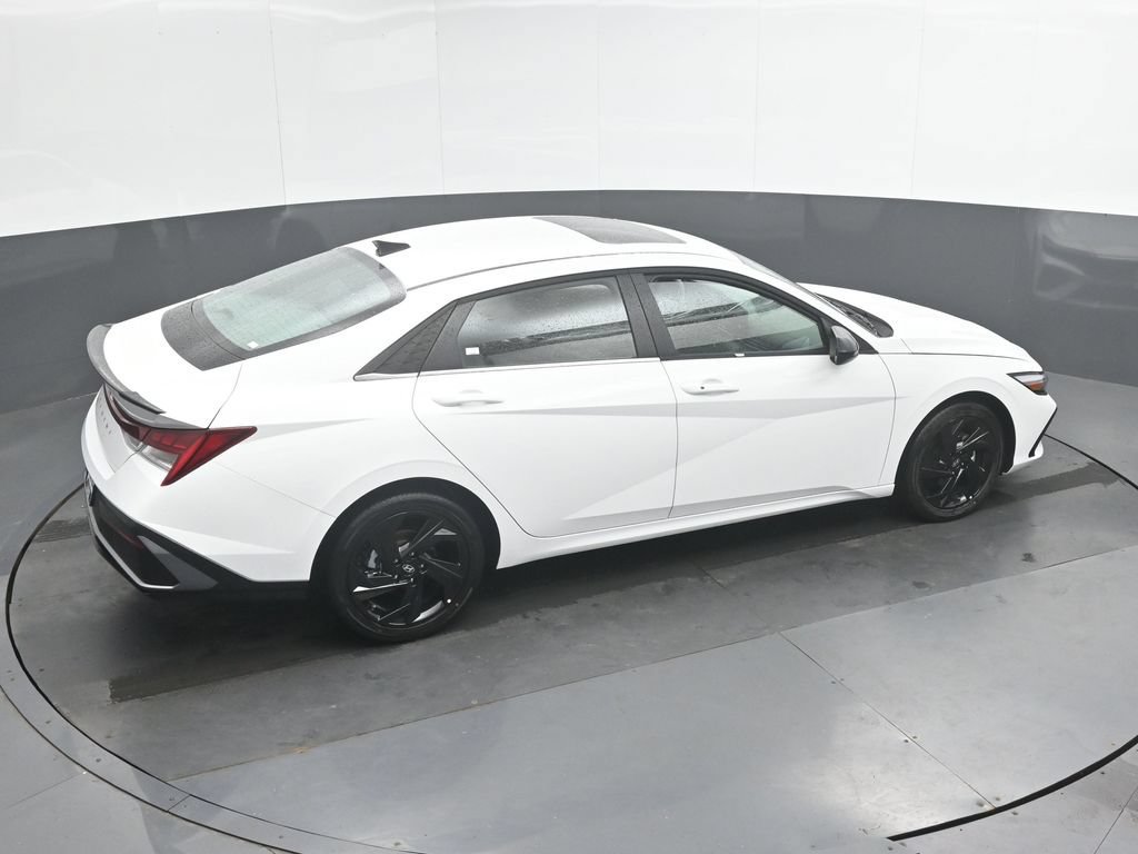 New 2026 Hyundai Elantra SEL Sport Premium FWD image 30