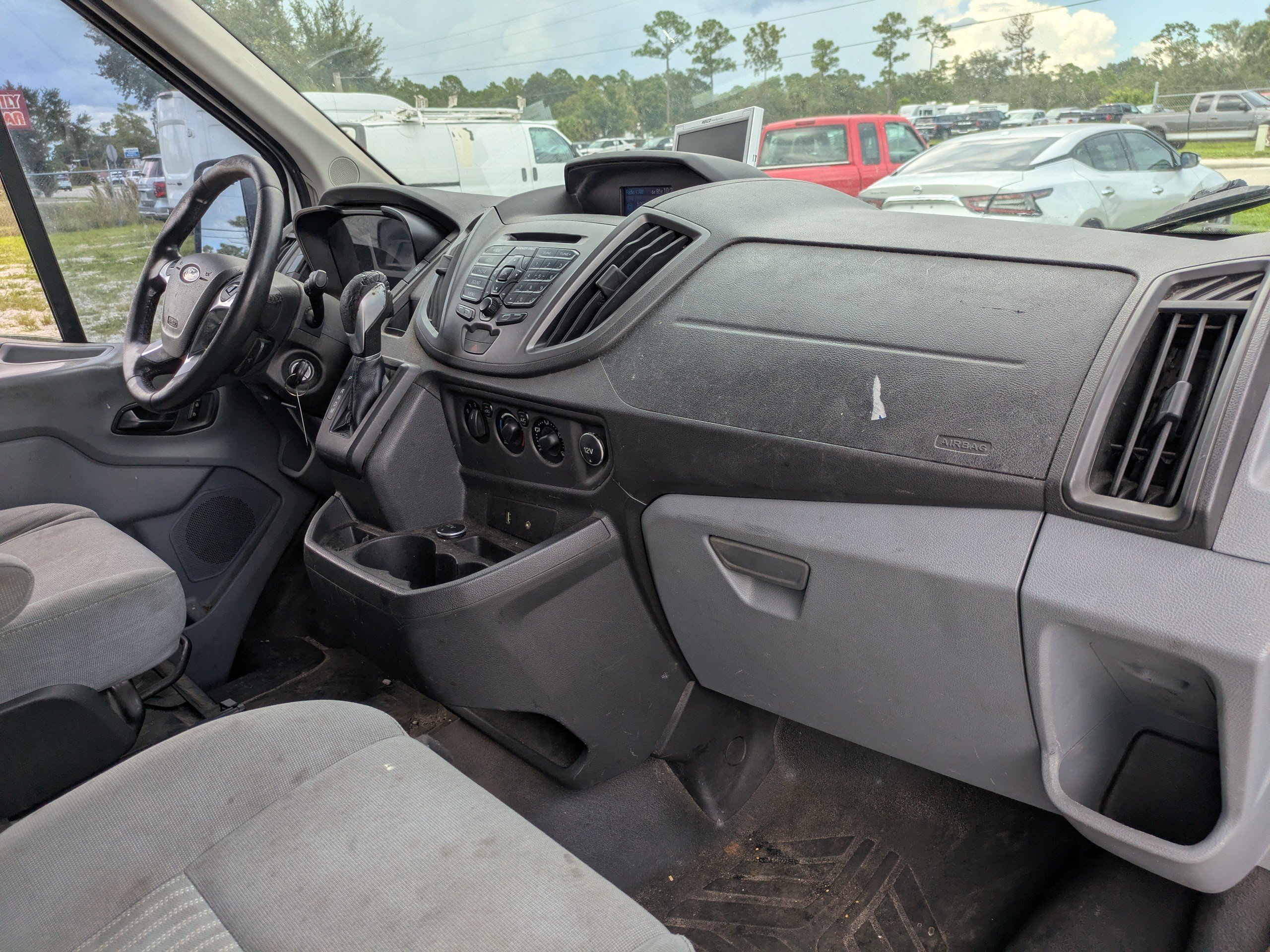 Used 2015 Ford Transit 250 148 Medium Roof w/ Interior Upgrade Package RWD image 16