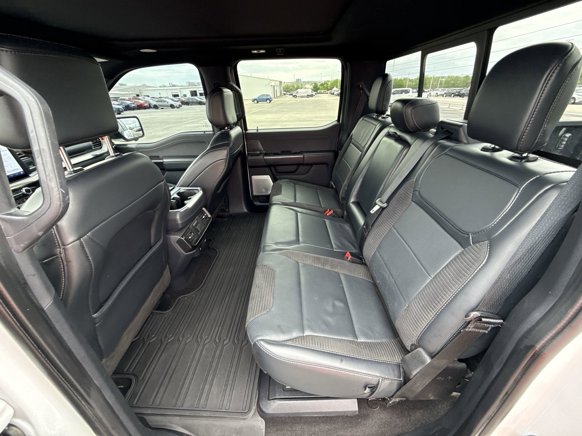 Used 2022 Ford F150 Raptor w/ Equipment Group 801A High AWD/4WD image 26