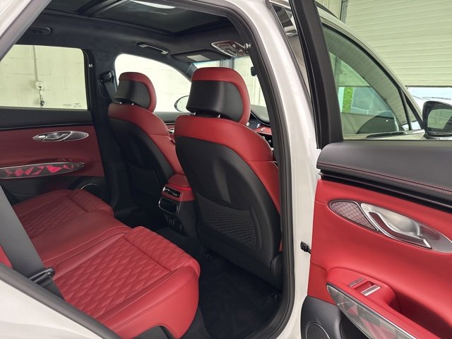 Used 2025 Genesis GV70 3.5T Sport w/ Sport Advanced Package image 54