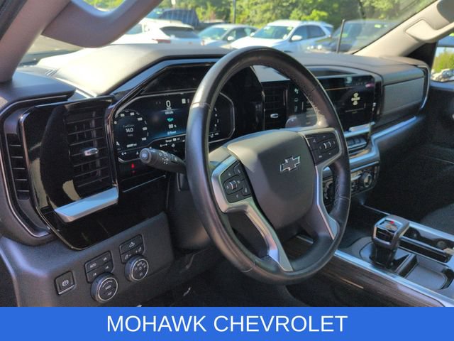 Used 2022 Chevrolet Silverado 1500 RST w/ Z71 Off-Road Package AWD/4WD image 10