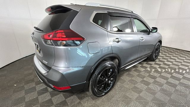 Used 2020 Nissan Rogue S FWD image 3
