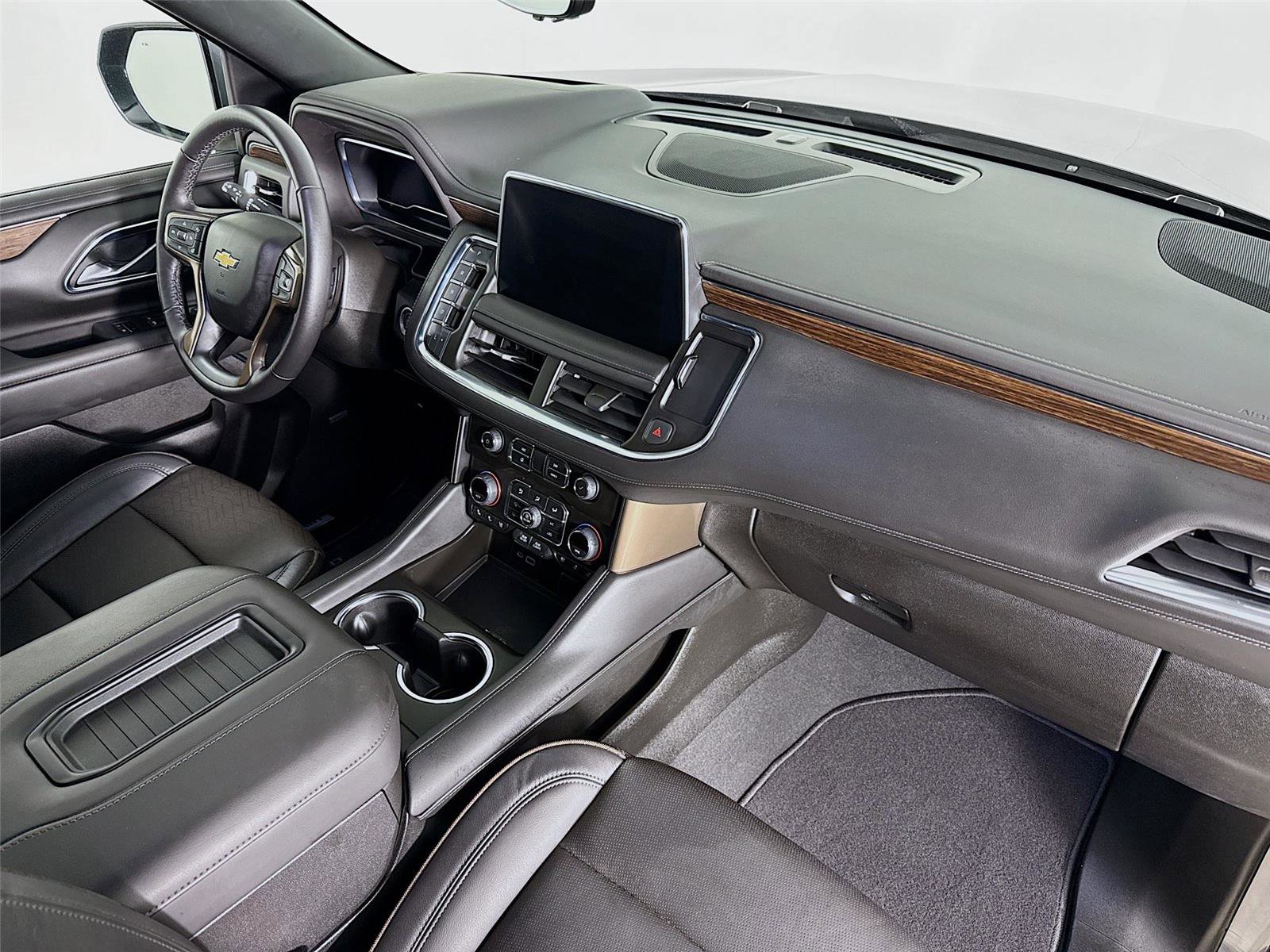 Used 2022 Chevrolet Tahoe High Country image 32