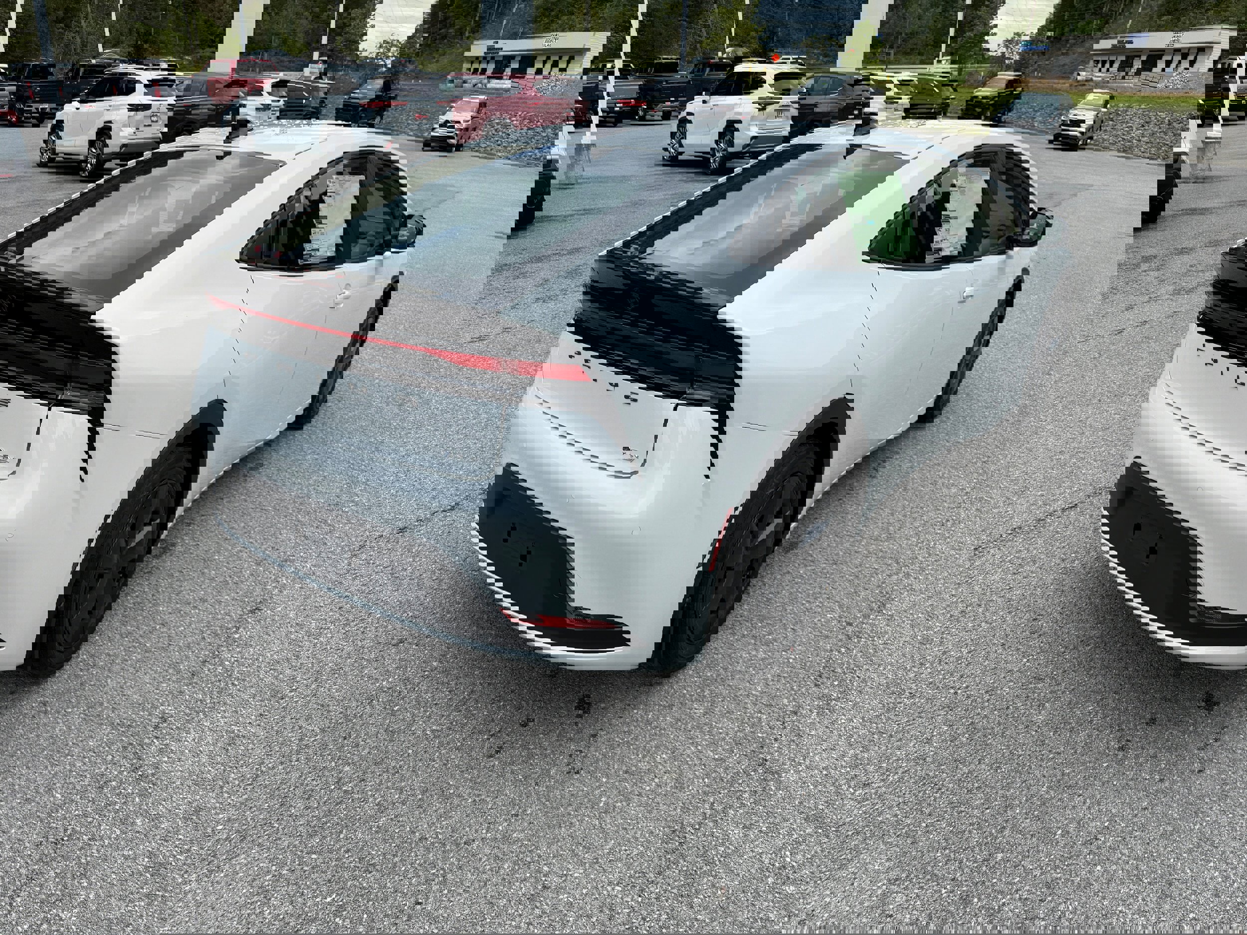 New 2026 Toyota Prius LE image 7